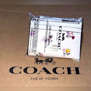 NWT COACH Mini Skinny ID Case Cardholder Wallet & Keychain CW967 w Heart Print